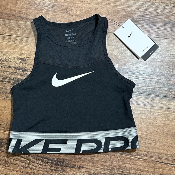 NWT Ladies NIKE PRO DRI-FIT Black Cropped Sleeveless Graphic Training Top XS - Picture 4 of 10